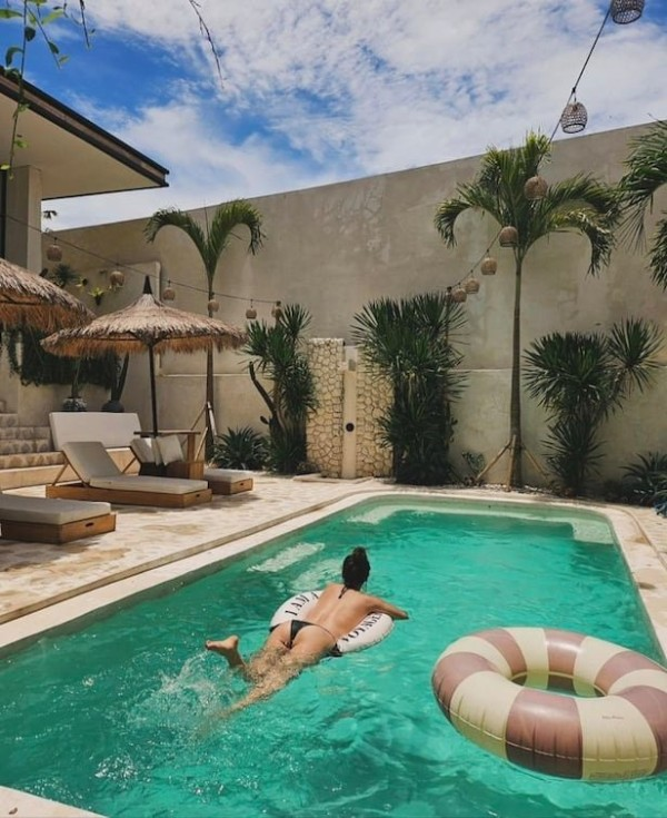 소유가 끈팬티만 입는 이유