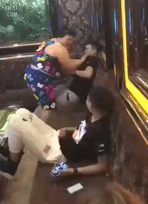 대륙의 노래방 도우미