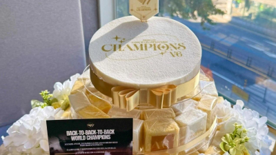 T1이 다른 팀들에게 보낸 우승떡