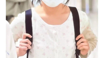 사복 착용을 금지당한 여자 아이돌